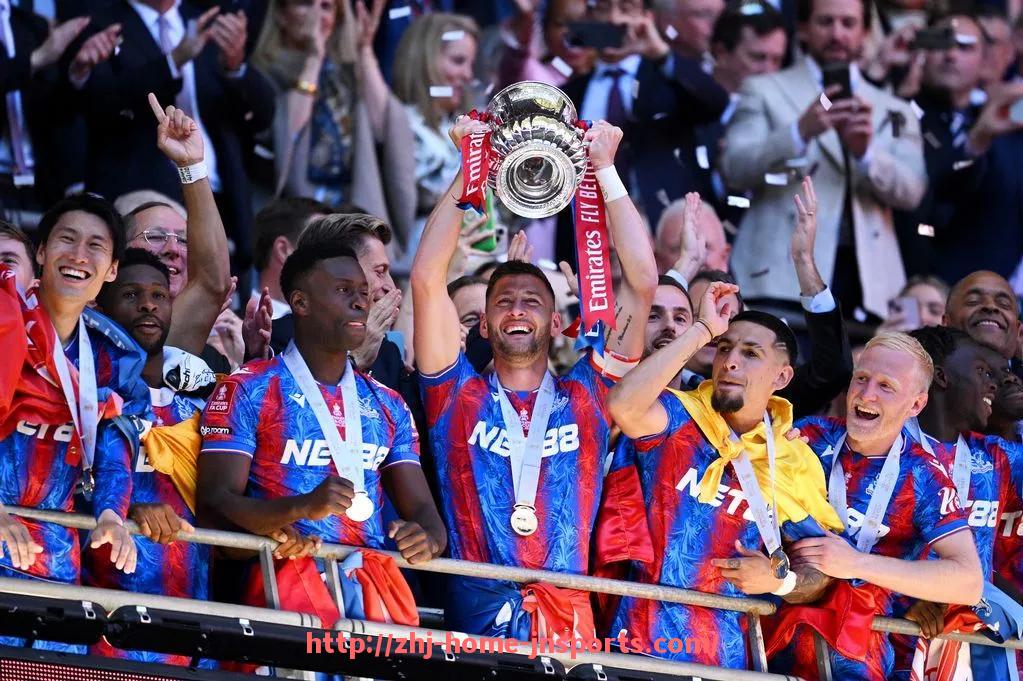 江南综合体育-火箭队历史最高球员身高对比与影响分析